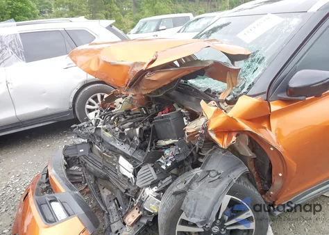 2019 Nissan Kicks Sr z USA, uszkodzony, nr VIN 3N1CP5CU6KL554320